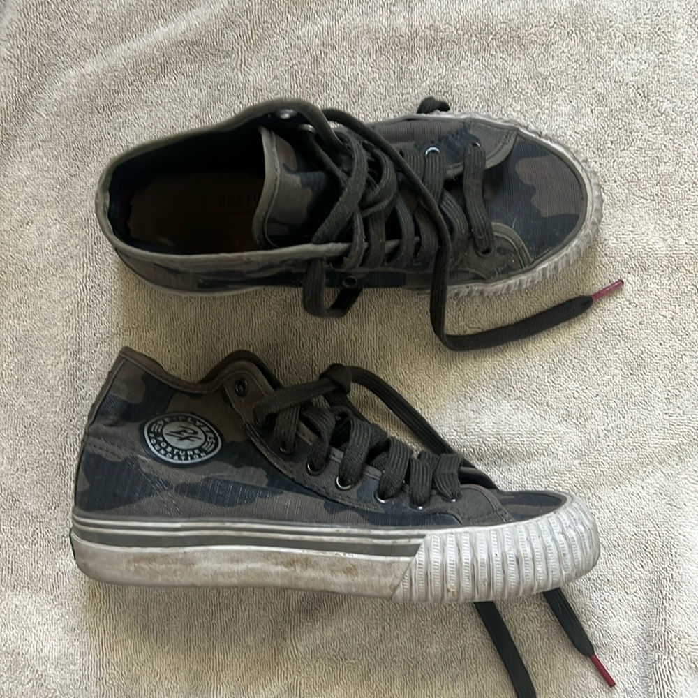 COPY - High tops PF flyers
